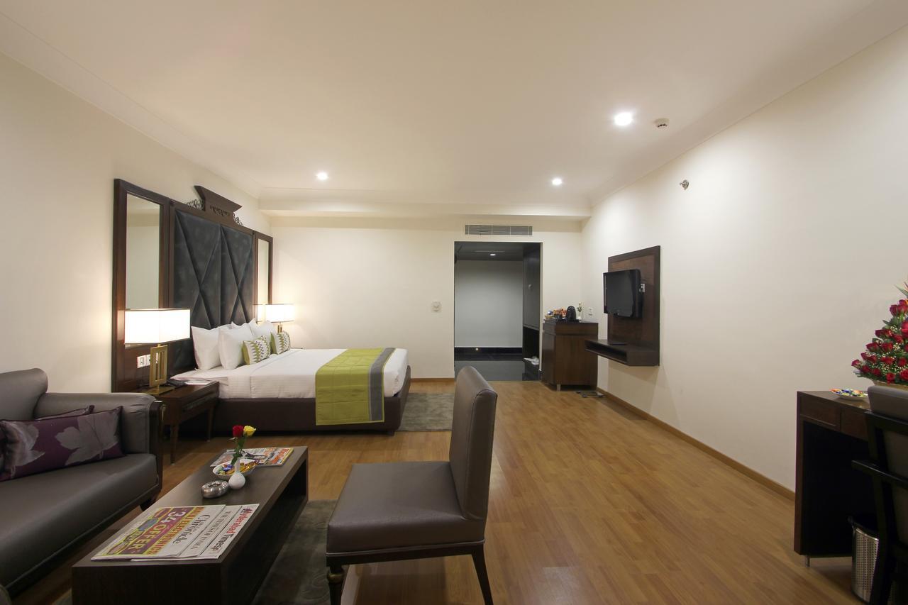 היידראבד Hotel Comfotel מראה חיצוני תמונה