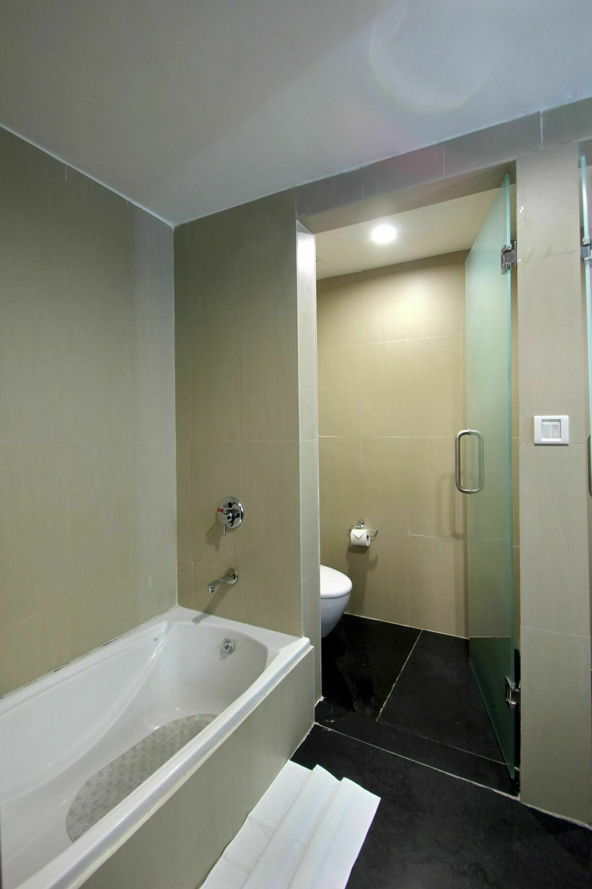 היידראבד Hotel Comfotel מראה חיצוני תמונה